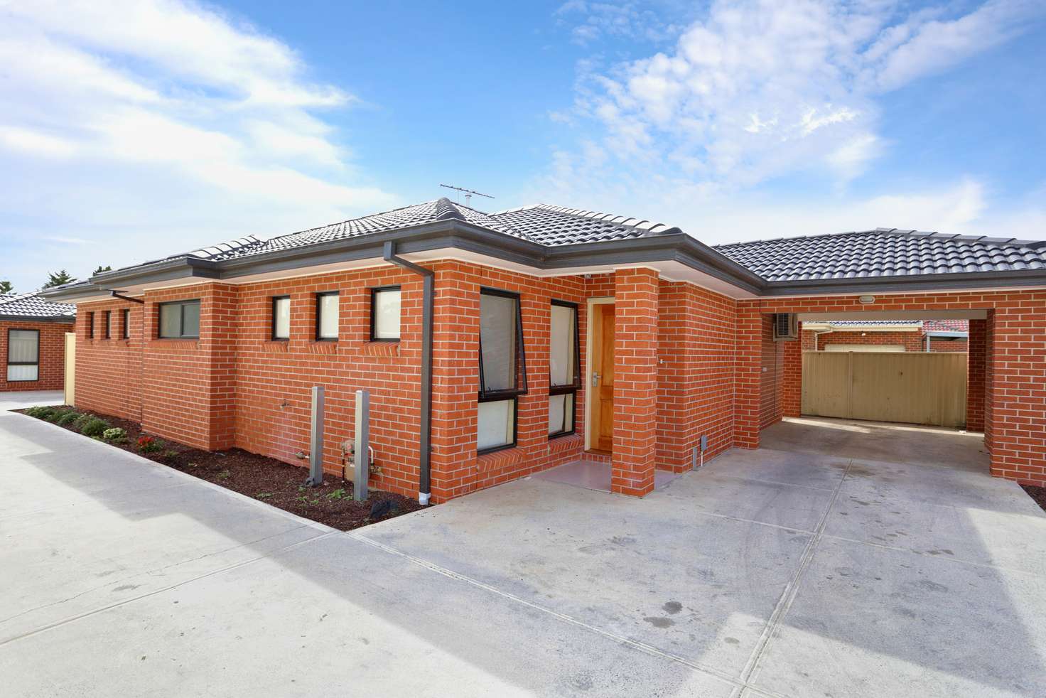 Main view of Homely unit listing, 2/20 Helene Street, Ardeer VIC 3022