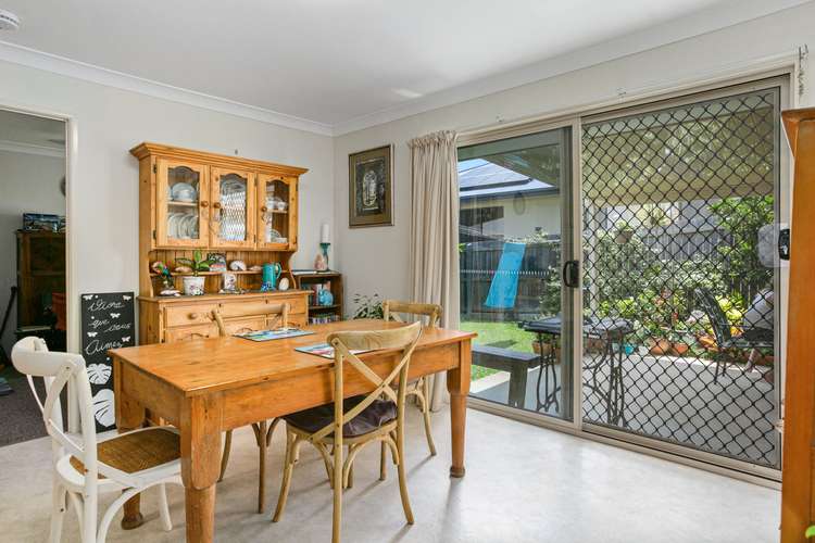 Second view of Homely semiDetached listing, 2/5 Vista Close, Southside QLD 4570