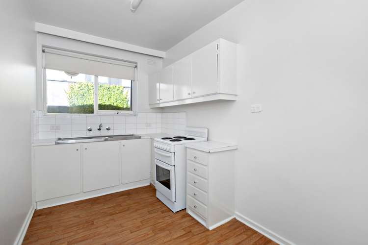 Third view of Homely apartment listing, 9/13 St Leonards Avenue, St Kilda VIC 3182