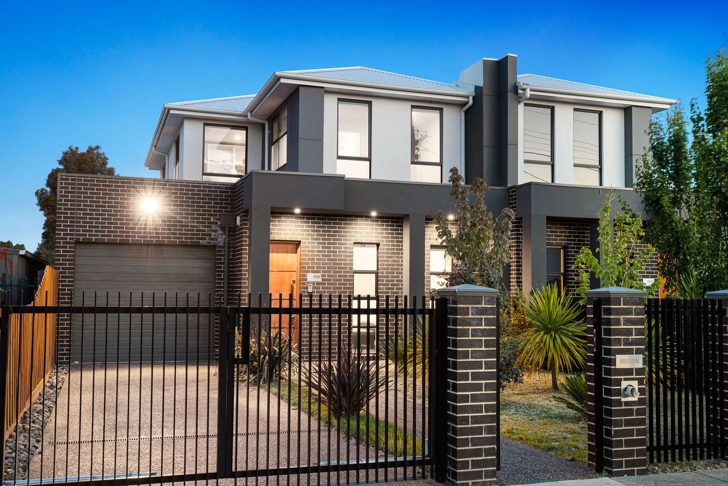 Main view of Homely townhouse listing, 88B Bignell Road, Bentleigh East VIC 3165