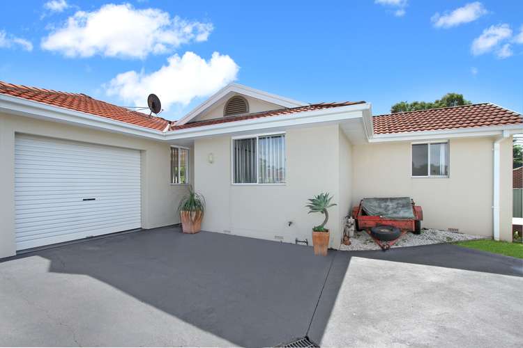 Second view of Homely townhouse listing, 2/24 Northview Terrace, Figtree NSW 2525