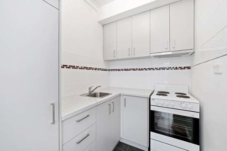 Second view of Homely apartment listing, 3/6 Ormond Road, Ormond VIC 3204