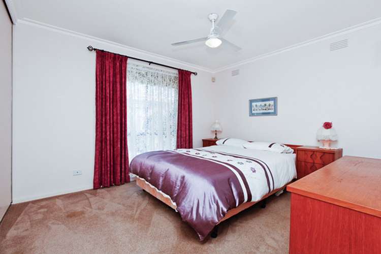 Fifth view of Homely house listing, 7 Quarbing Street, Werribee VIC 3030