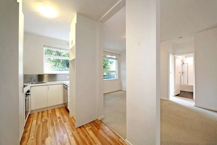 Fourth view of Homely apartment listing, 15/19A Ellesmere Road, Prahran VIC 3181