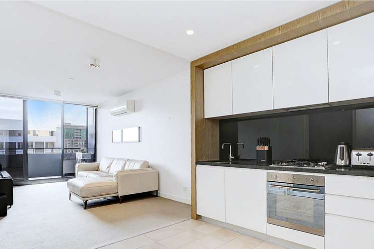 Main view of Homely apartment listing, 1015/74 Queens Road, Melbourne VIC 3004