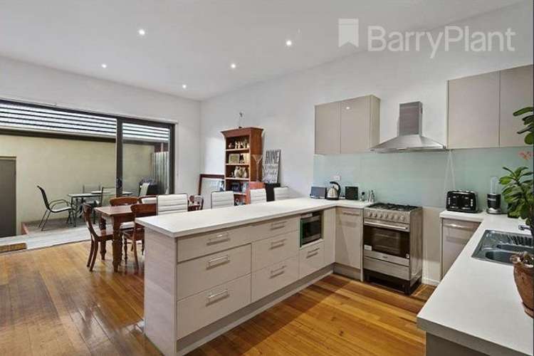 Second view of Homely townhouse listing, 4/9-11 Manikato Avenue, Mordialloc VIC 3195