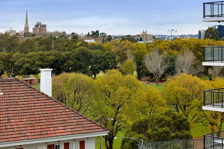 Main view of Homely apartment listing, 601/539 St Kilda Road, Melbourne VIC 3004