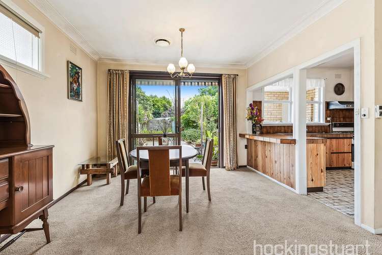 Sixth view of Homely house listing, 2 Ilma Court, Parkdale VIC 3195