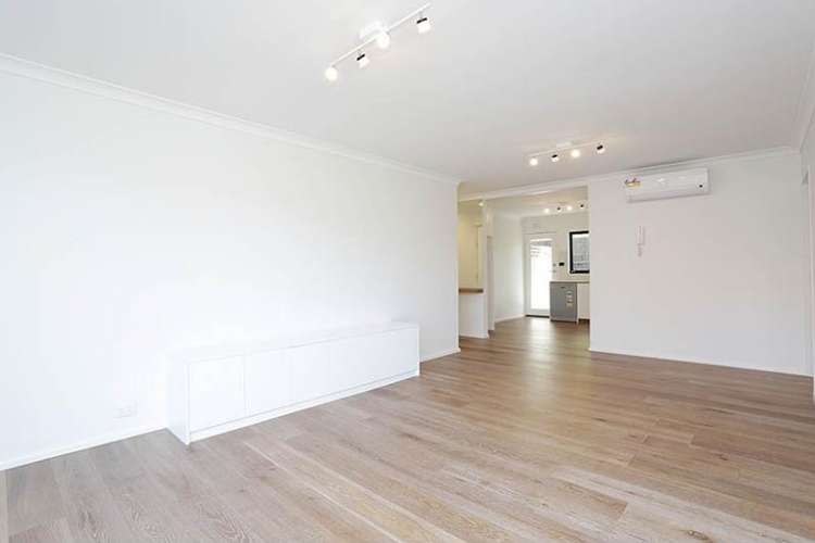 Third view of Homely apartment listing, 4/17 Herbert Street, Parkdale VIC 3195
