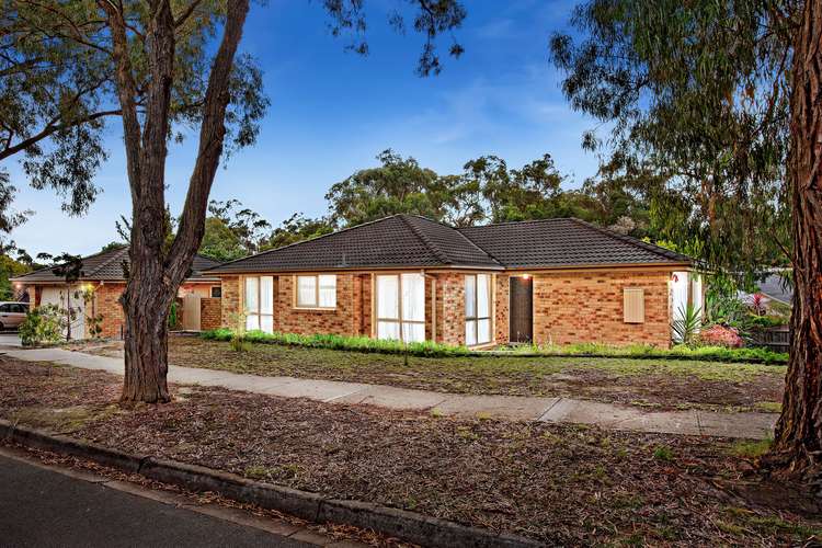 39 Eskdale Drive, Croydon Hills VIC 3136