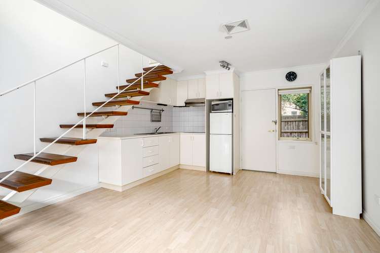Main view of Homely unit listing, 2/32 Ashted Road, Box Hill VIC 3128