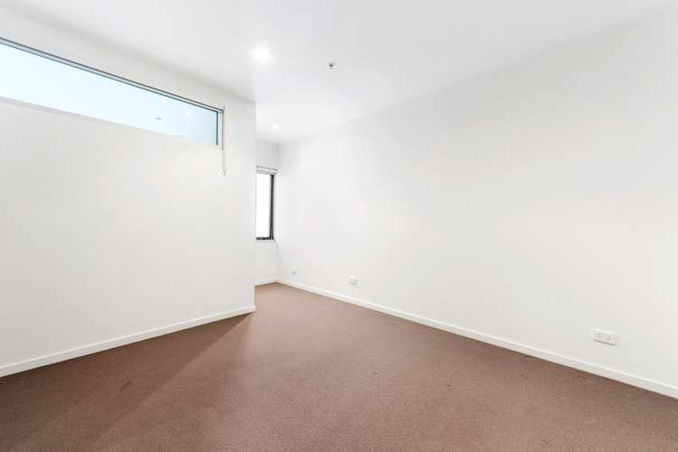 Fifth view of Homely apartment listing, 2/153 Barkly Street, Brunswick VIC 3056