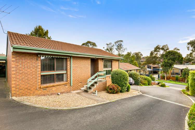 Main view of Homely unit listing, 2/48 Kempston Street, Greensborough VIC 3088