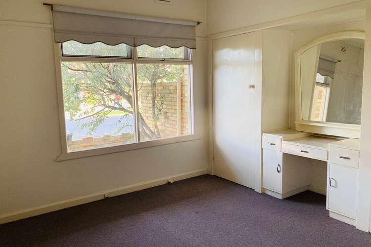 Third view of Homely villa listing, 4/18 Flinders Street, Mentone VIC 3194