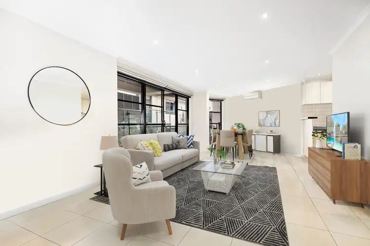 42-44 Clarendon Street