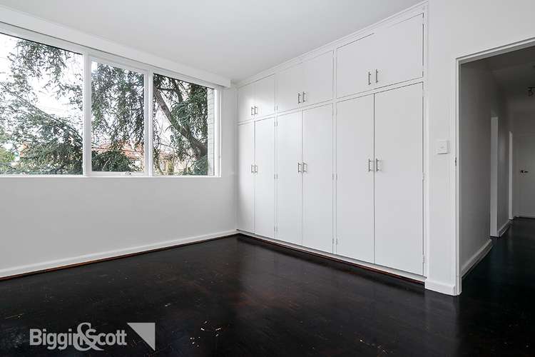 Second view of Homely apartment listing, 3/5 The Avenue, Windsor VIC 3181