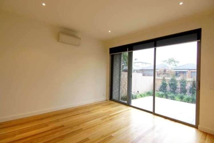 Fourth view of Homely townhouse listing, 140 Oak Avenue, Mentone VIC 3194