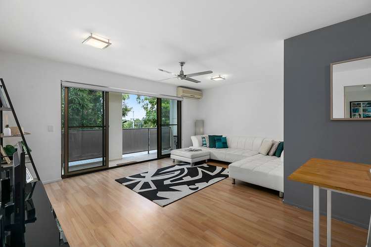 Main view of Homely unit listing, 2/31 Katharina Street, Noosa Heads QLD 4567