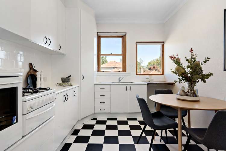 Fifth view of Homely apartment listing, 6/12 Pine Avenue, Elwood VIC 3184