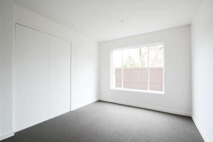 Fifth view of Homely apartment listing, 1/187 Beach Street, Frankston VIC 3199