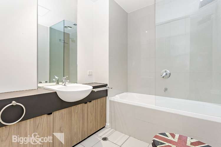 Fourth view of Homely apartment listing, 7a/10 Clifton Street, Prahran VIC 3181