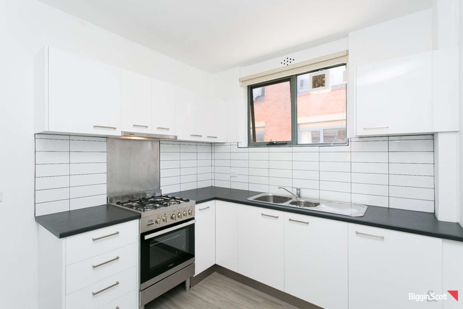 Main view of Homely apartment listing, 5/64 Grey Street, St Kilda VIC 3182