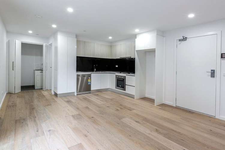 Second view of Homely apartment listing, 6/495 South Road, Bentleigh VIC 3204