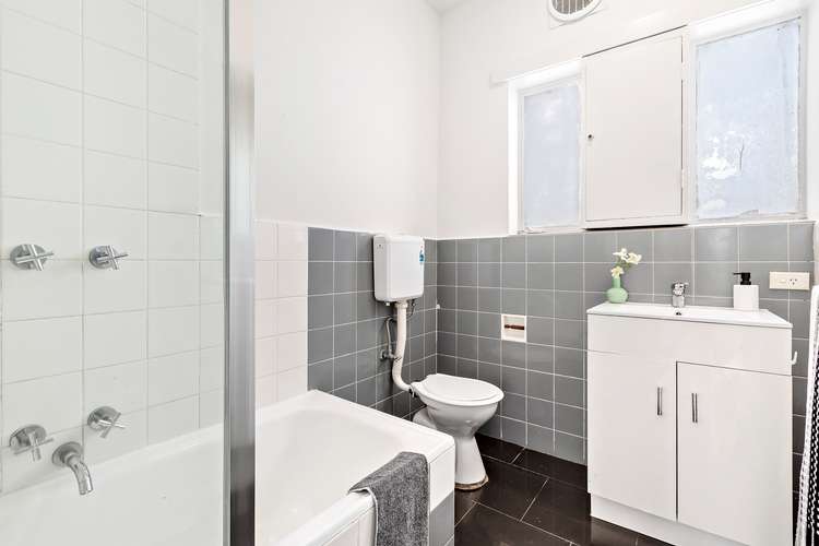 Fifth view of Homely apartment listing, 1/28 Elgin Avenue, Armadale VIC 3143