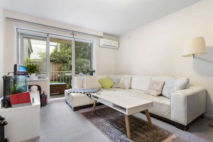 Second view of Homely apartment listing, 3/2 Yarra Street, Hawthorn VIC 3122