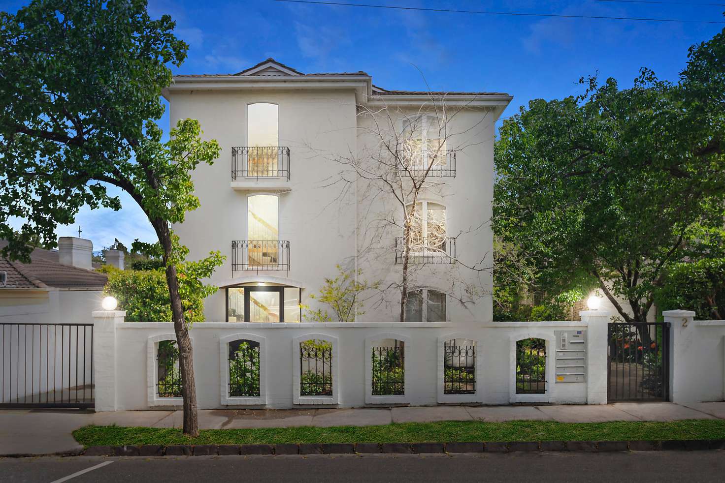 Main view of Homely apartment listing, 6/2 Tintern Avenue, Toorak VIC 3142