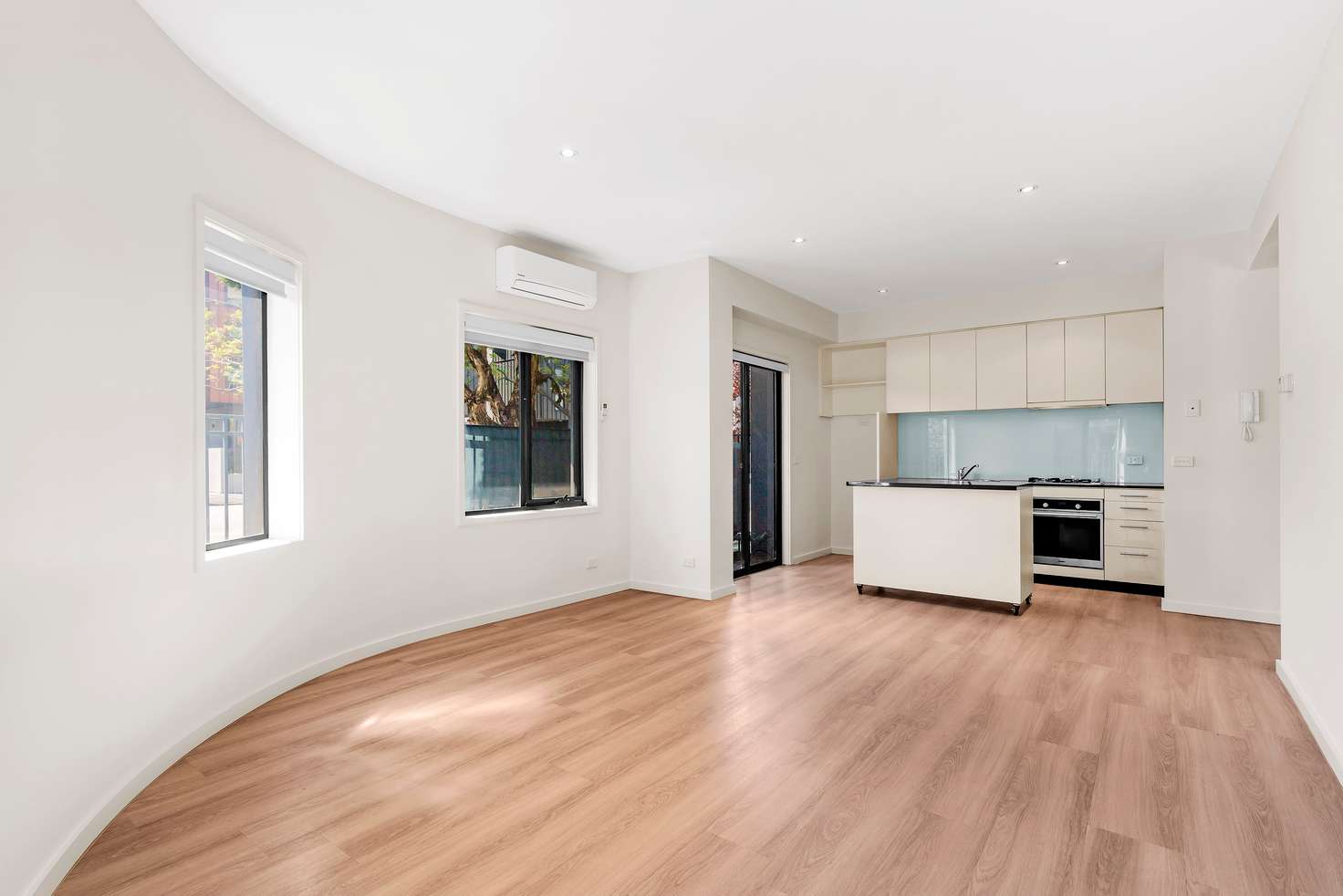 Main view of Homely apartment listing, 1/19 Boundary Street, Port Melbourne VIC 3207