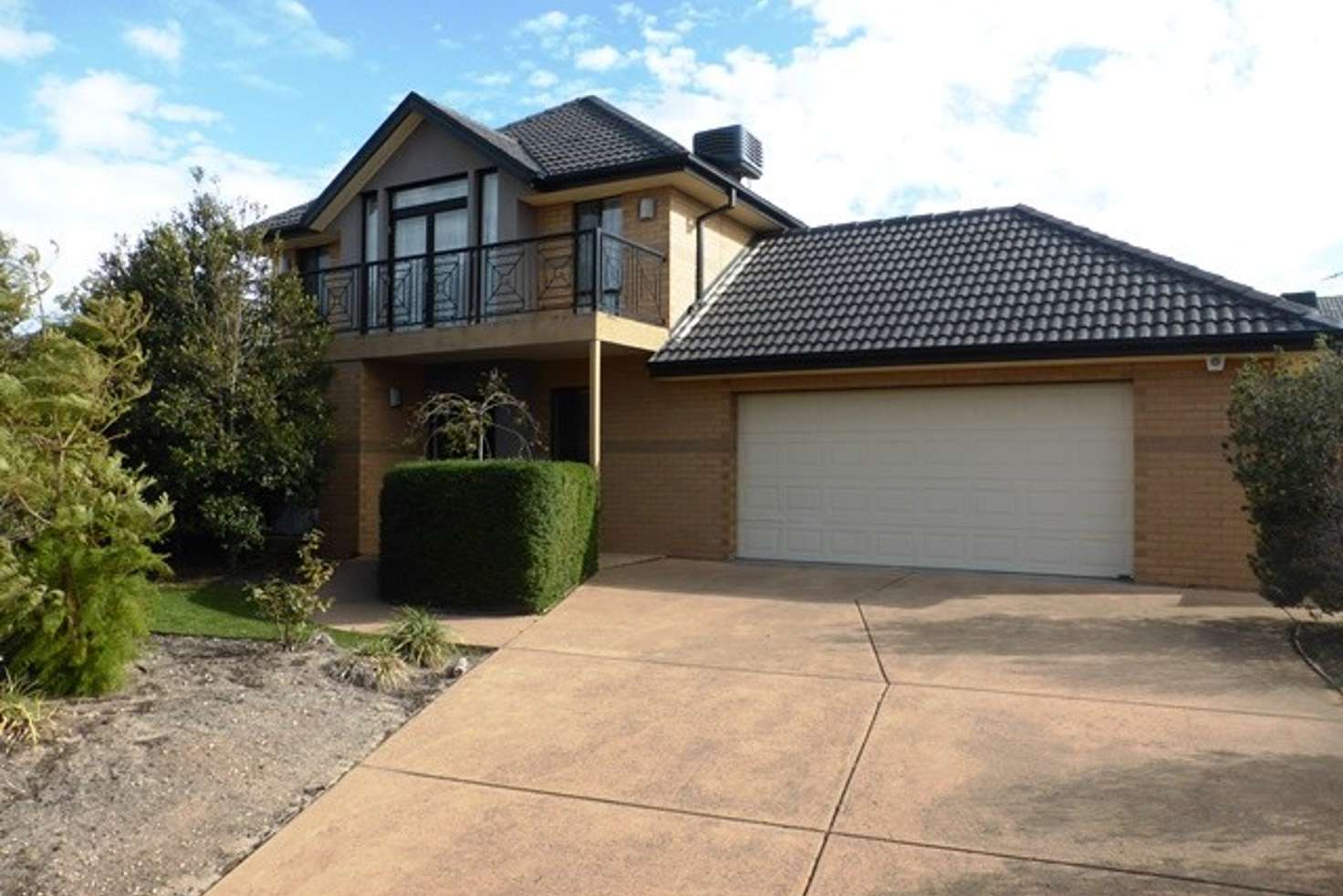 Main view of Homely house listing, 10 Evening Close, Sanctuary Lakes VIC 3030