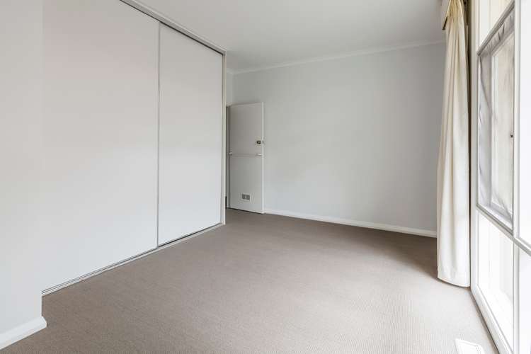 Fourth view of Homely apartment listing, 2/39 Carlingford Street, Elsternwick VIC 3185