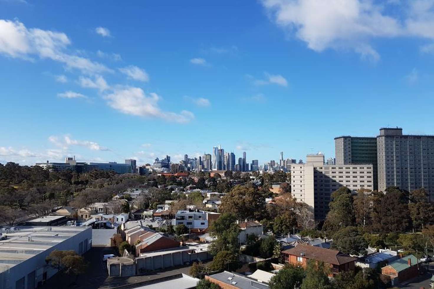 Main view of Homely apartment listing, 2b/33 Racecourse Road, North Melbourne VIC 3051