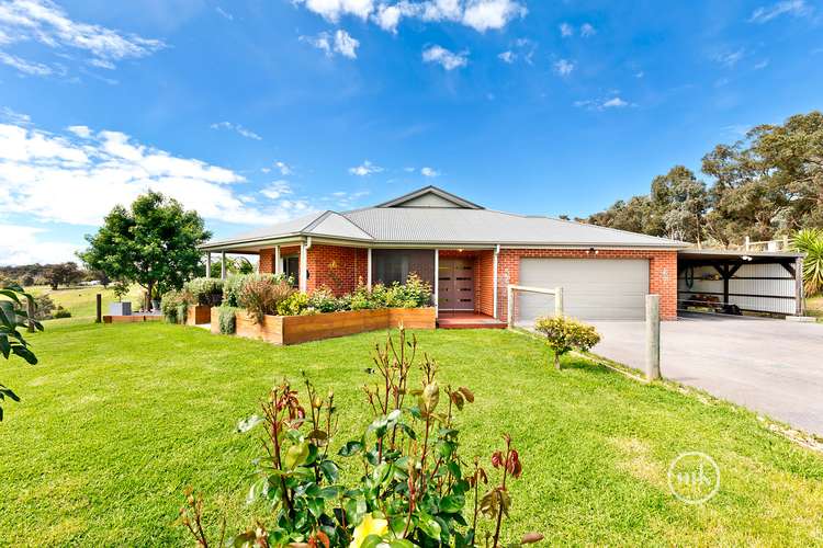 39 Henley Road, Kangaroo Ground VIC 3097