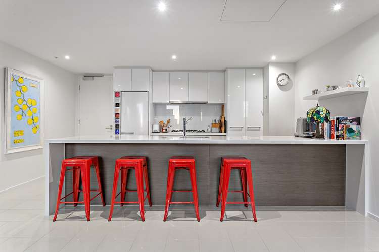 Fifth view of Homely apartment listing, 1401/318 Russell Street, Melbourne VIC 3000