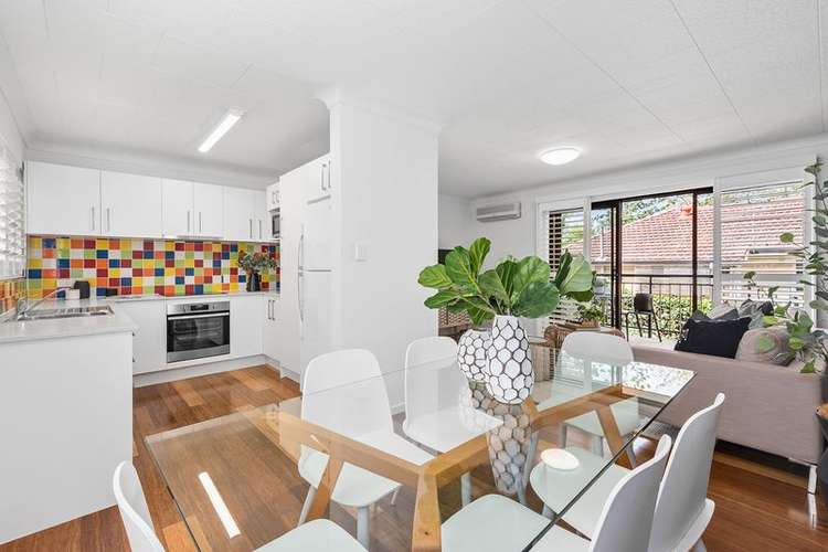 2/15 Burton Street, Indooroopilly QLD 4068