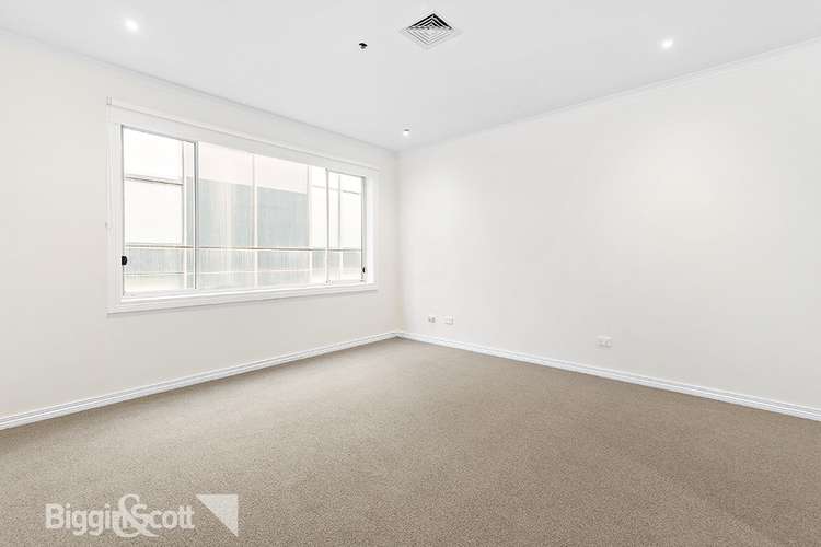 Third view of Homely apartment listing, 42/30-34 La Trobe Street, Melbourne VIC 3000
