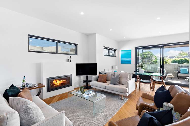 Third view of Homely apartment listing, 6/172 Beach Road, Sandringham VIC 3191
