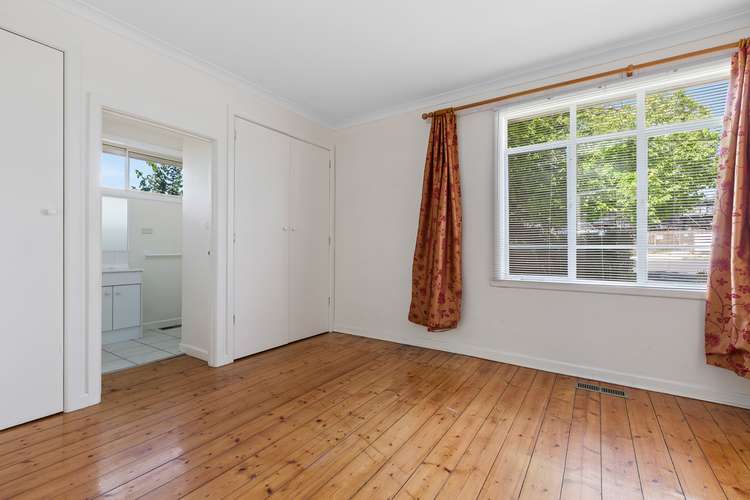 Second view of Homely house listing, 1/5 Karrin Court, Ashwood VIC 3147