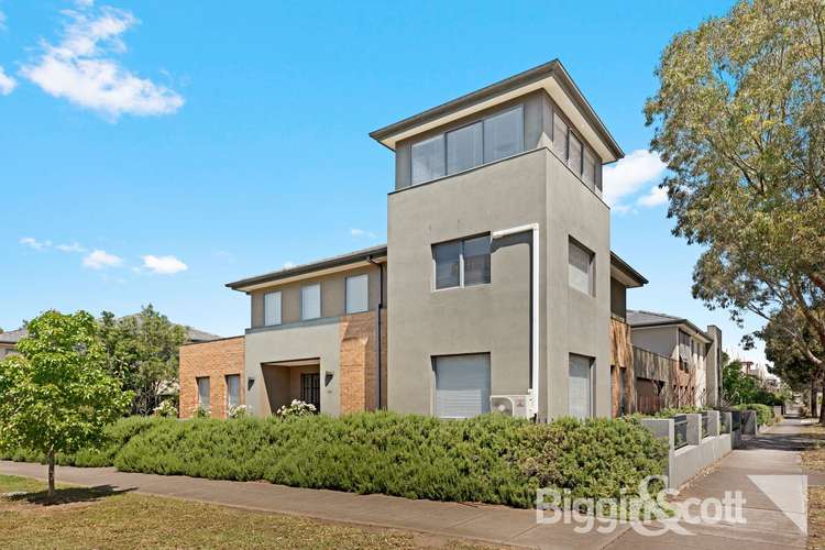 Main view of Homely house listing, 52 Edgewater Boulevard, Maribyrnong VIC 3032