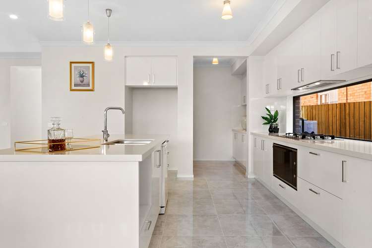 Fifth view of Homely house listing, 2 Leura Street, Murrumbeena VIC 3163