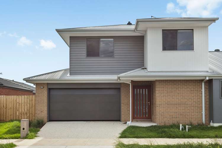 Main view of Homely house listing, 2/16 Sanderling Avenue, Armstrong Creek VIC 3217