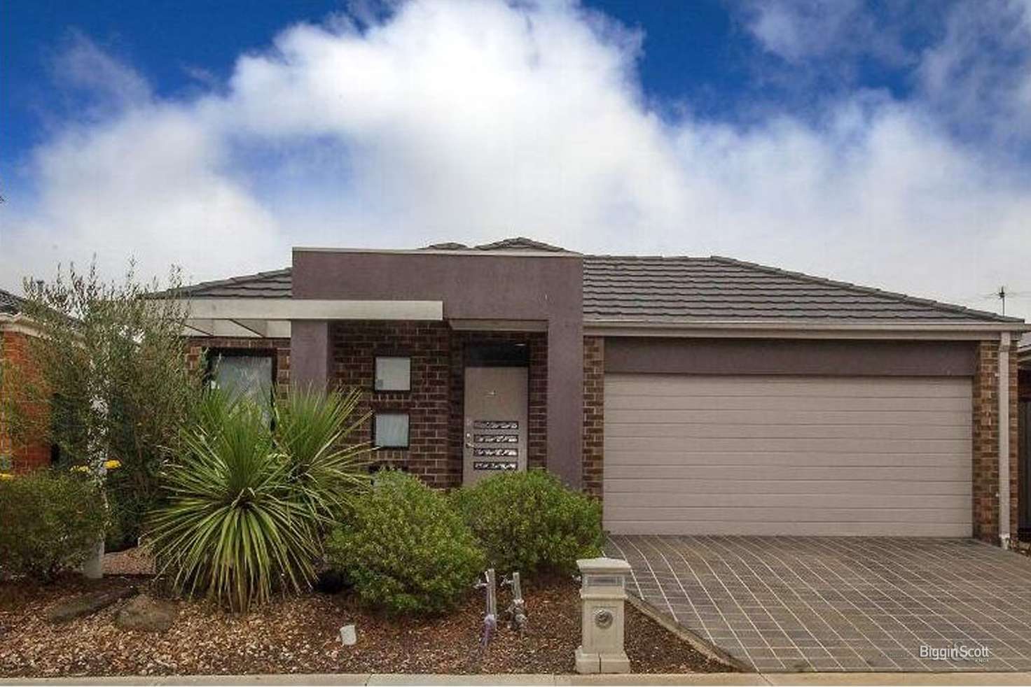 Main view of Homely house listing, 12 Daymar Circuit, Craigieburn VIC 3064