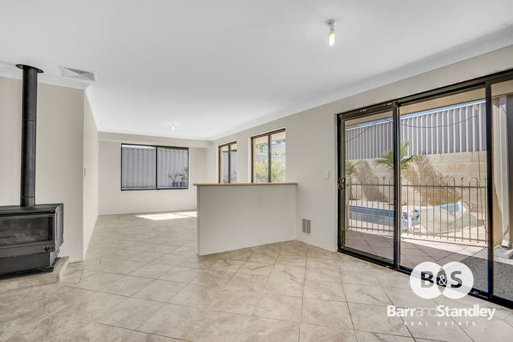 Seventh view of Homely house listing, 5 Meredith Way, Usher WA 6230