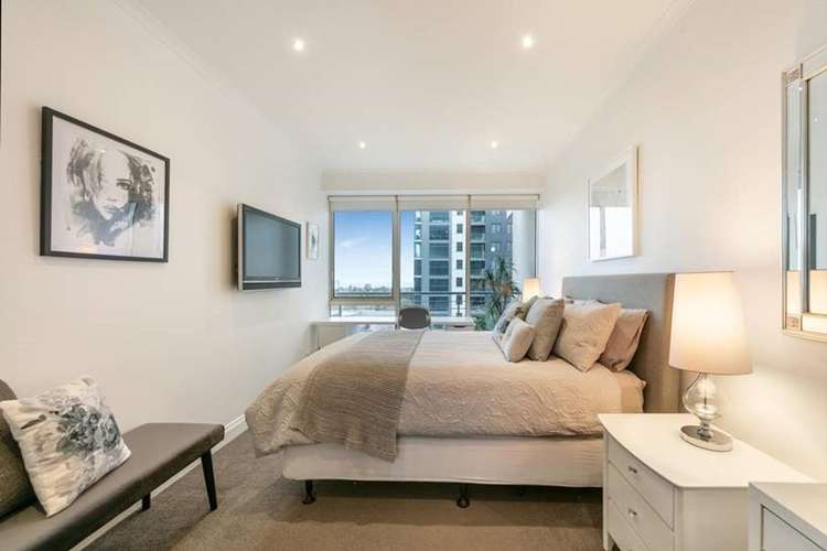 Fifth view of Homely apartment listing, 98/632 St Kilda Road, Melbourne VIC 3004