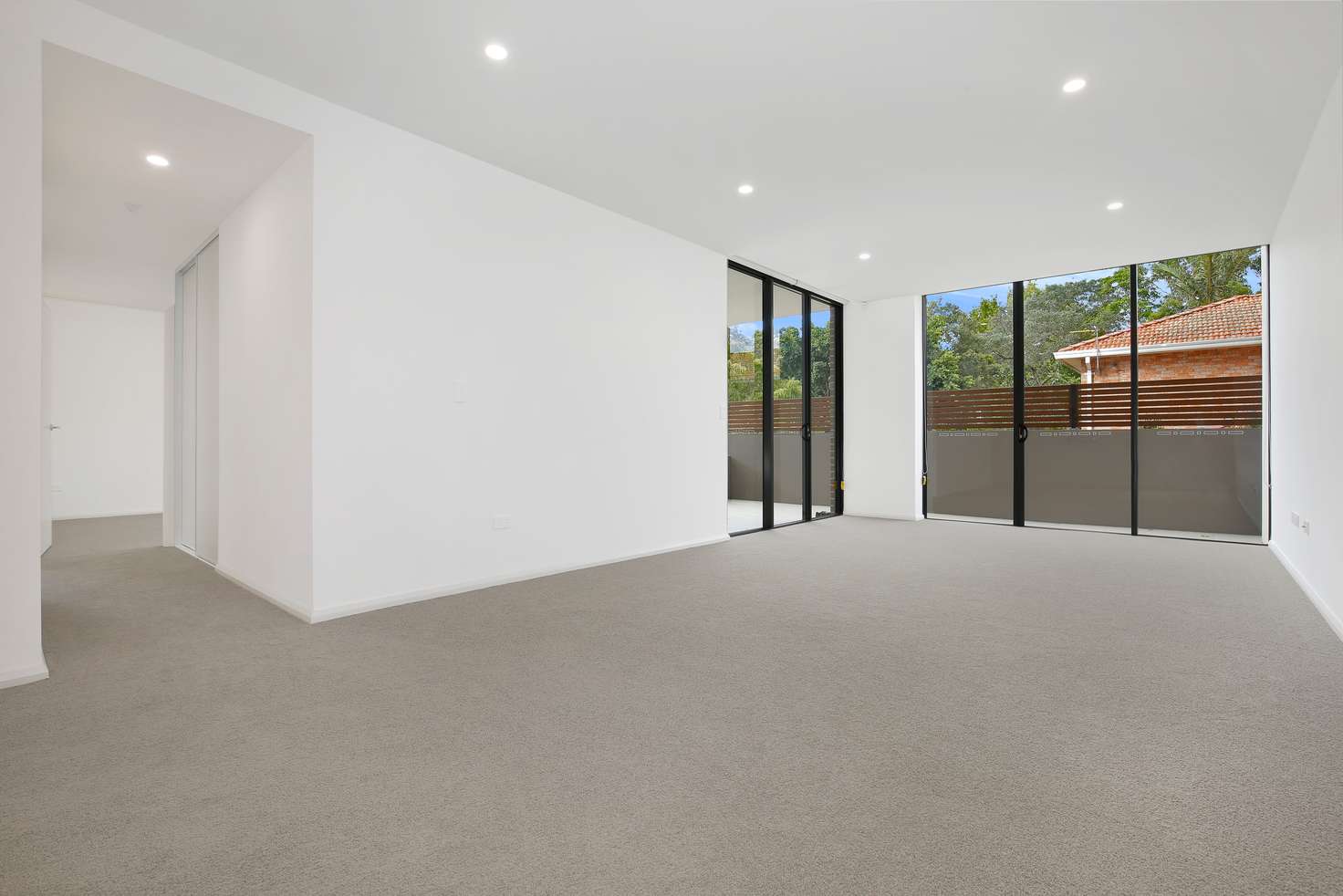 Main view of Homely apartment listing, 5/12 New Dapto Road, Wollongong NSW 2500