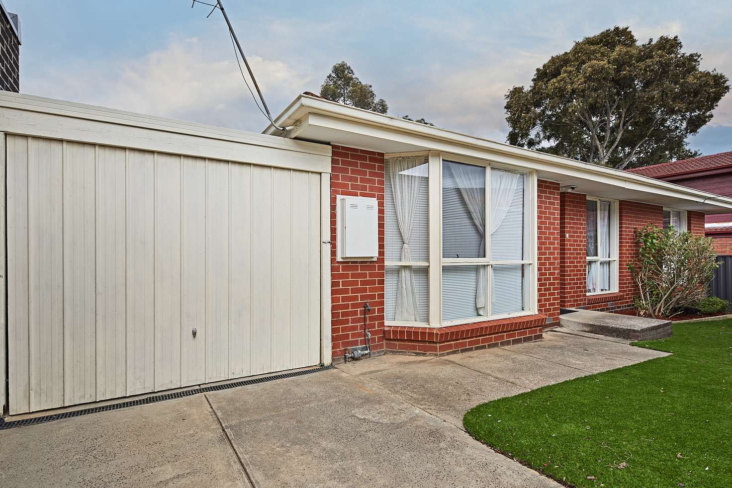 Main view of Homely unit listing, 2/34 Thea Grove, Doncaster East VIC 3109