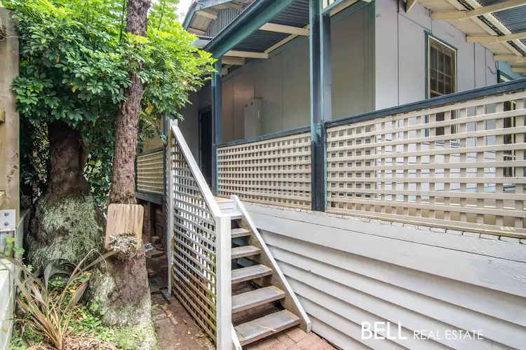 13a Oakland Avenue