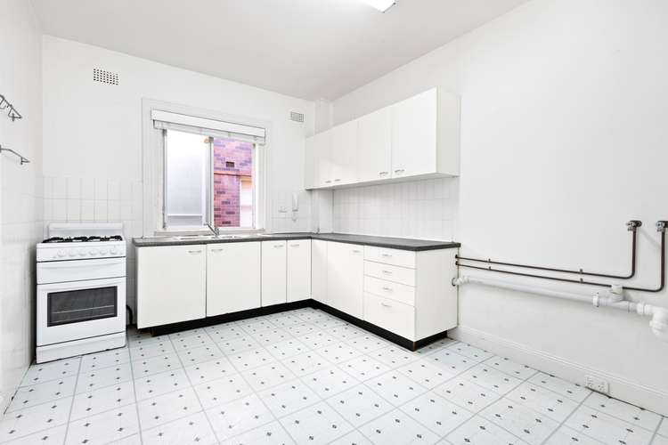 Third view of Homely apartment listing, 8/4 Ormond Street, Bondi Beach NSW 2026